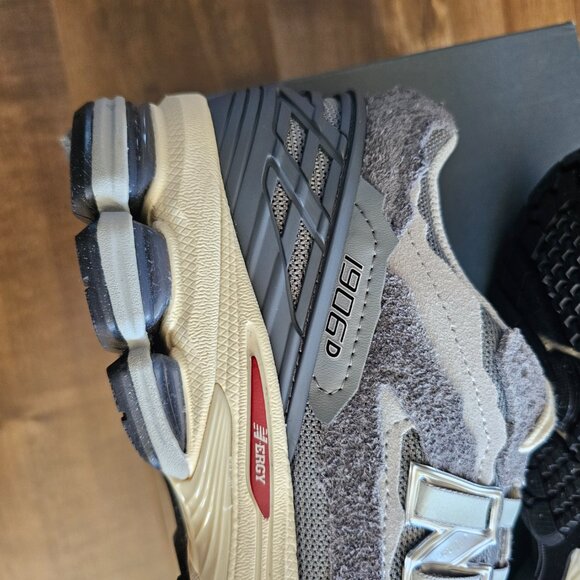 New balance 1906D Protection Pack CastleRock size 9.5us DS Brand New - Picture 4 of 10